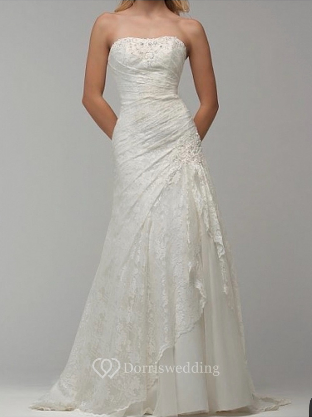 Romantic Strapless Lace A-Line Wedding Dress in Ivory